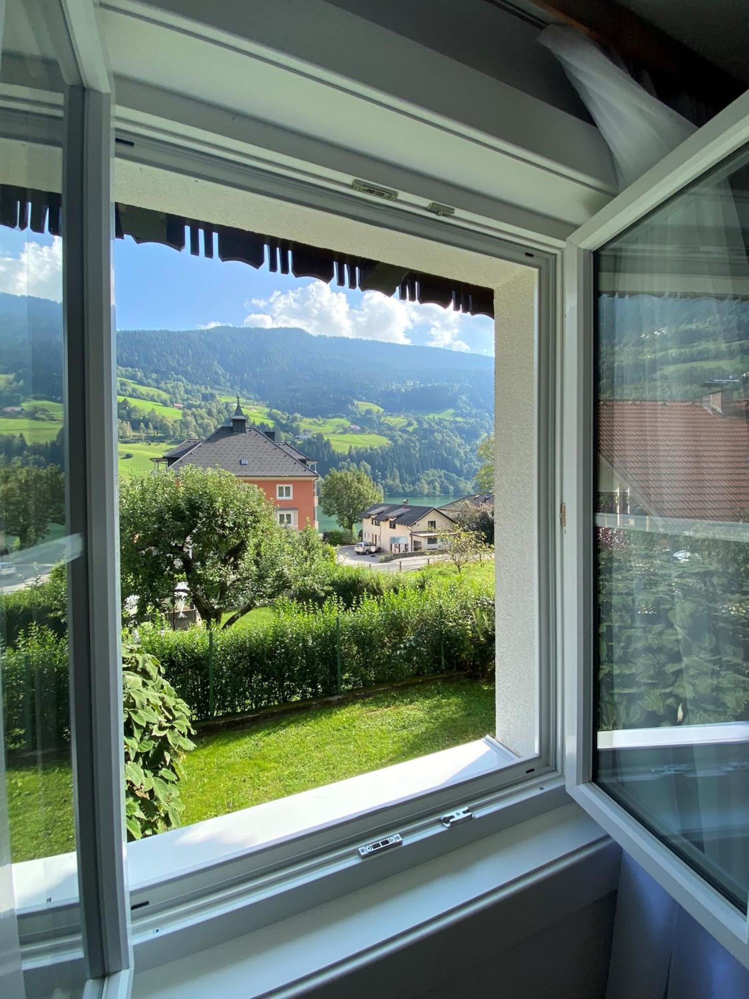 Haus Feldseeblick Feld am See Exterior photo